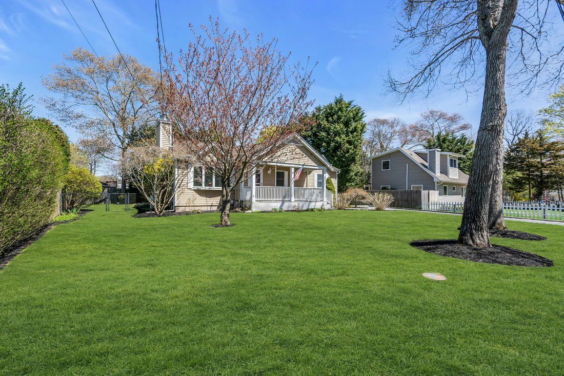 House in Hampton Bays, New York, United States 2 - 17796135