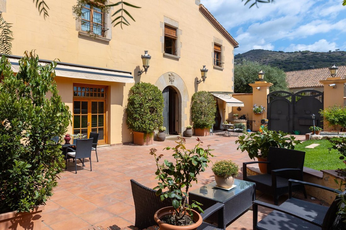 Villa in Teia, Catalonia, Spain 3 - 16988171