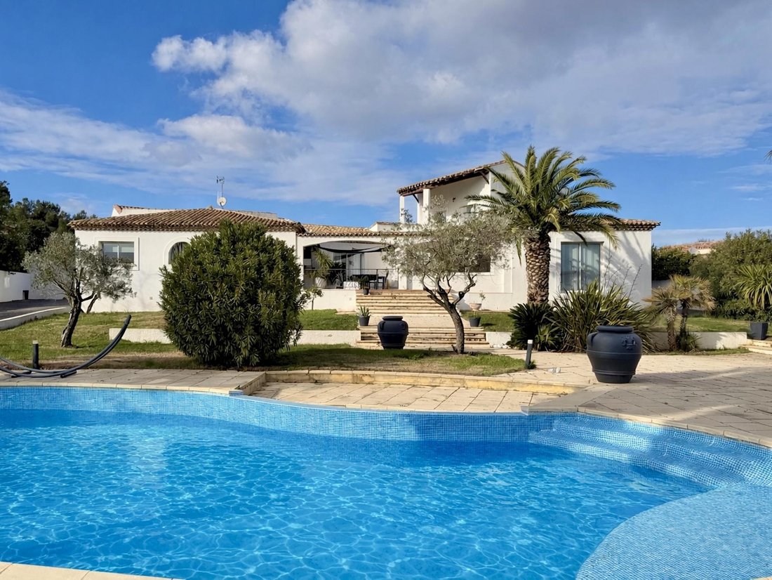 Villa in Mudaison, Occitania, France 2 - 17347545