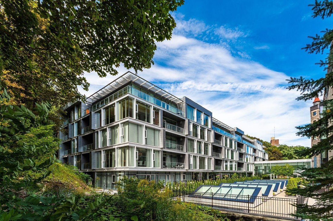 Condo in Montreal, Quebec, Canada 1 - 17801674