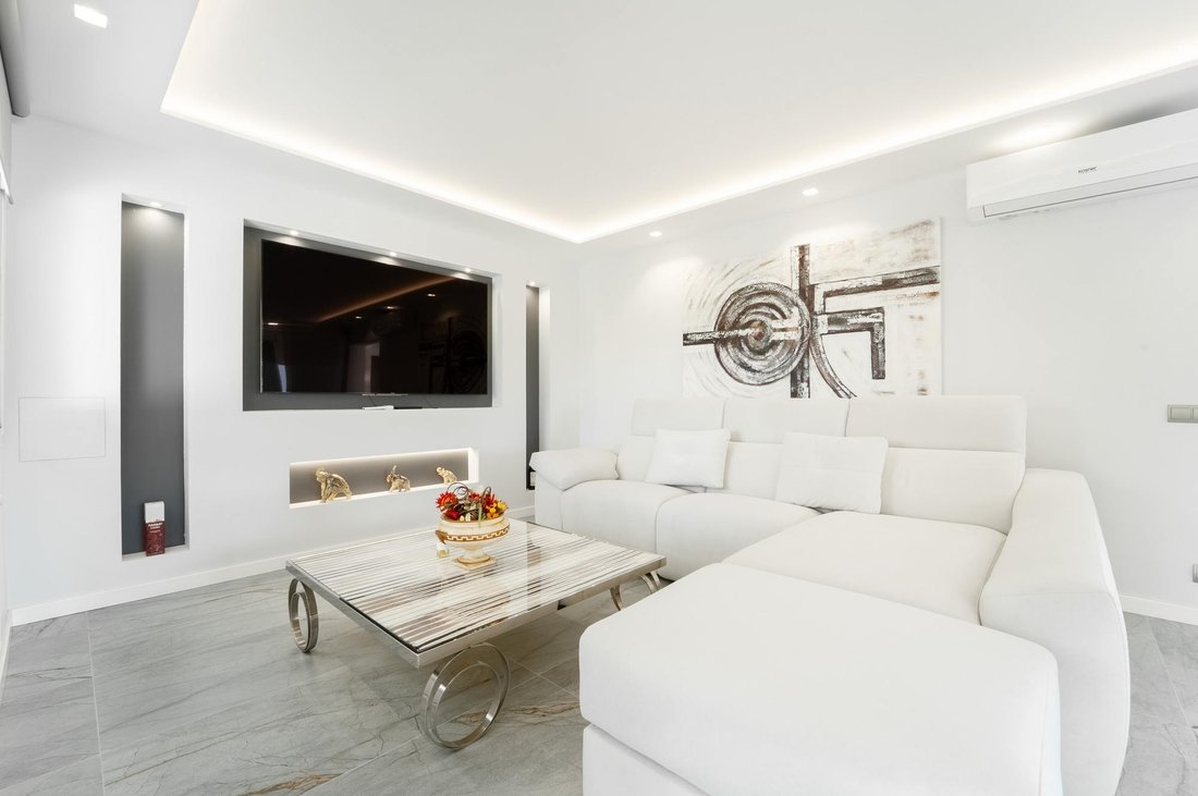 Villa in la Nucia, Valencian Community, Spain 3 - 16987499