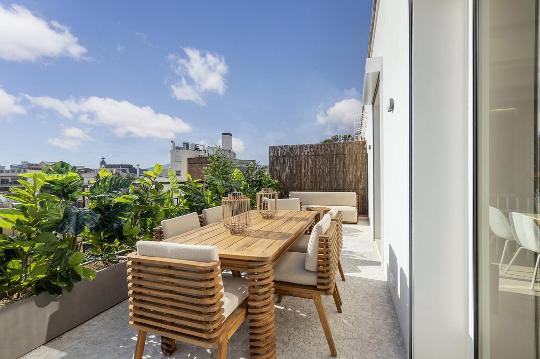 Apartment in Eixample, Barcelona, Spain 1 - 15404144