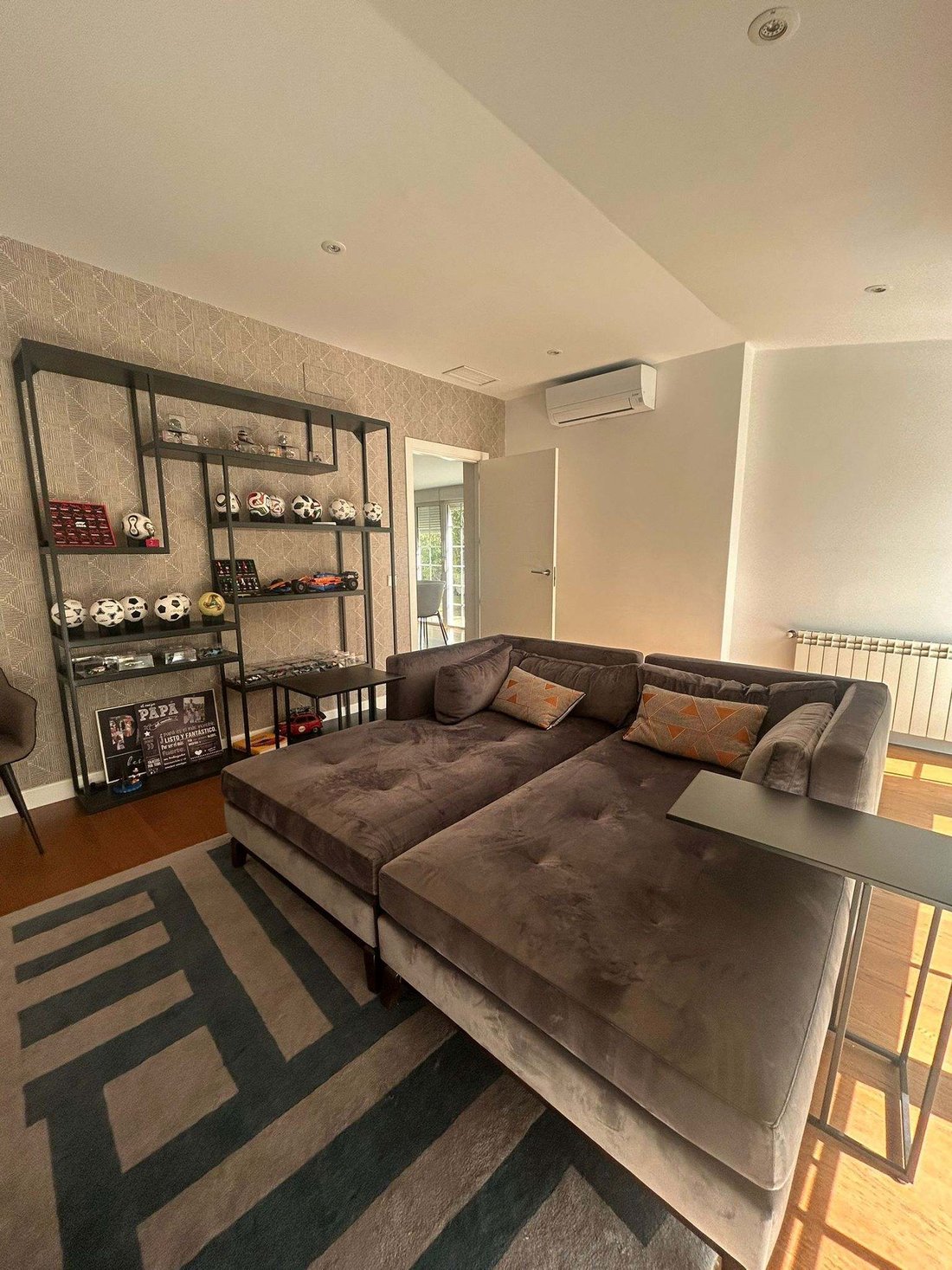 Villa in La Moraleja, Alcobendas, Comunidad de Madrid 3 - 17703458