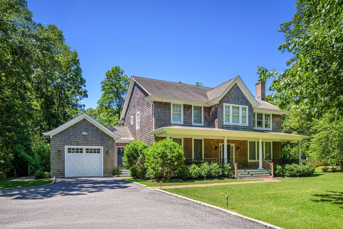 House in Hampton Bays, New York, United States 2 - 17797426