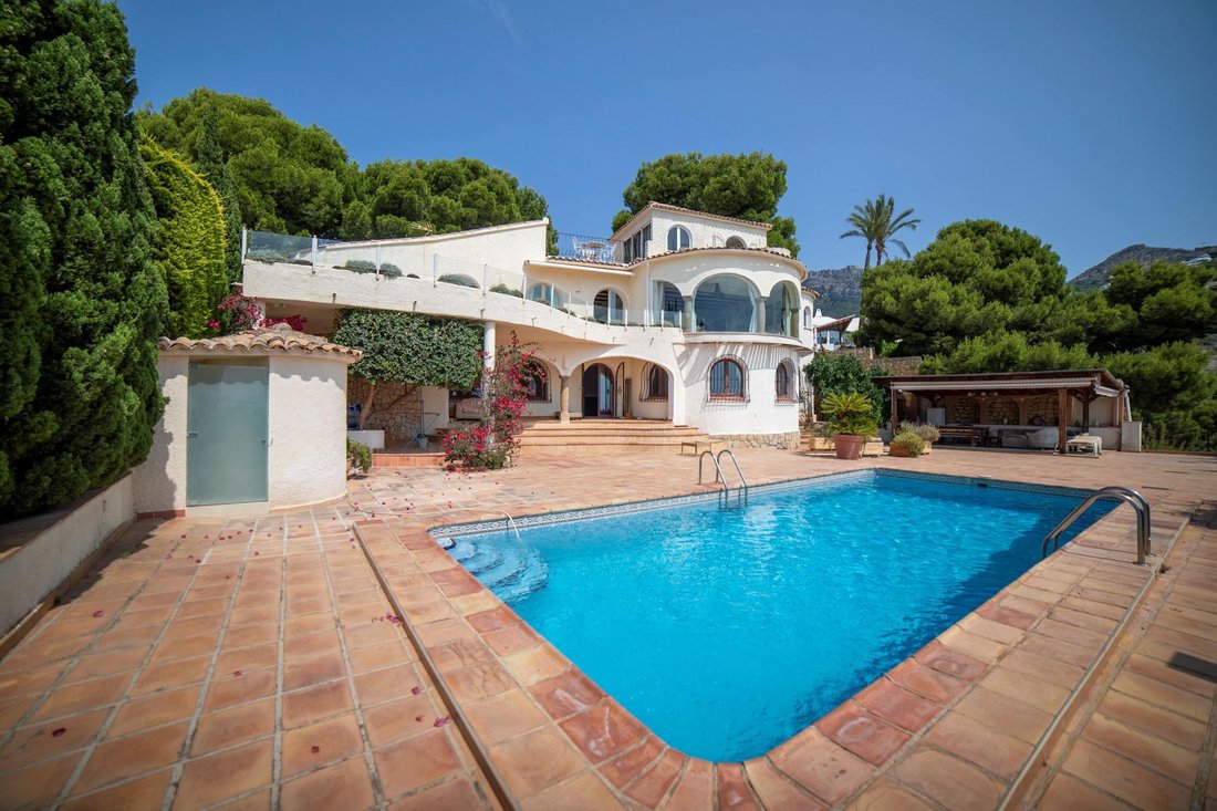 Villa in Zona de Mascarat, Valencian Community, Spain 1 - 16988418