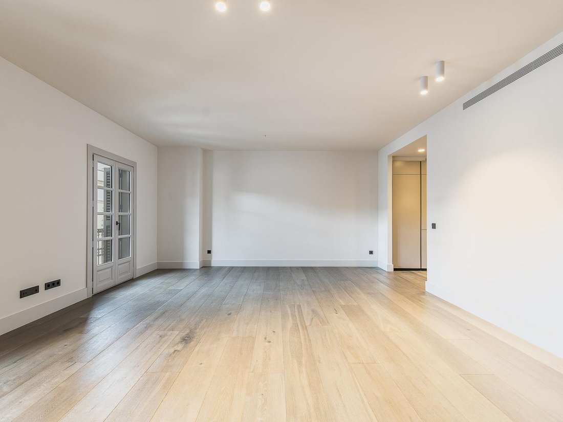 Apartment in Ciutat Vella, Barcelona, Spain 5 - 15928094