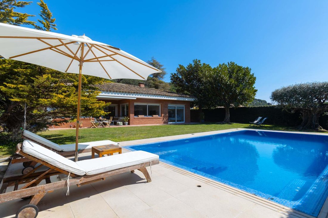 Villa in Sant Vicenc de Montalt, Catalonia, Spain 2 - 17483075