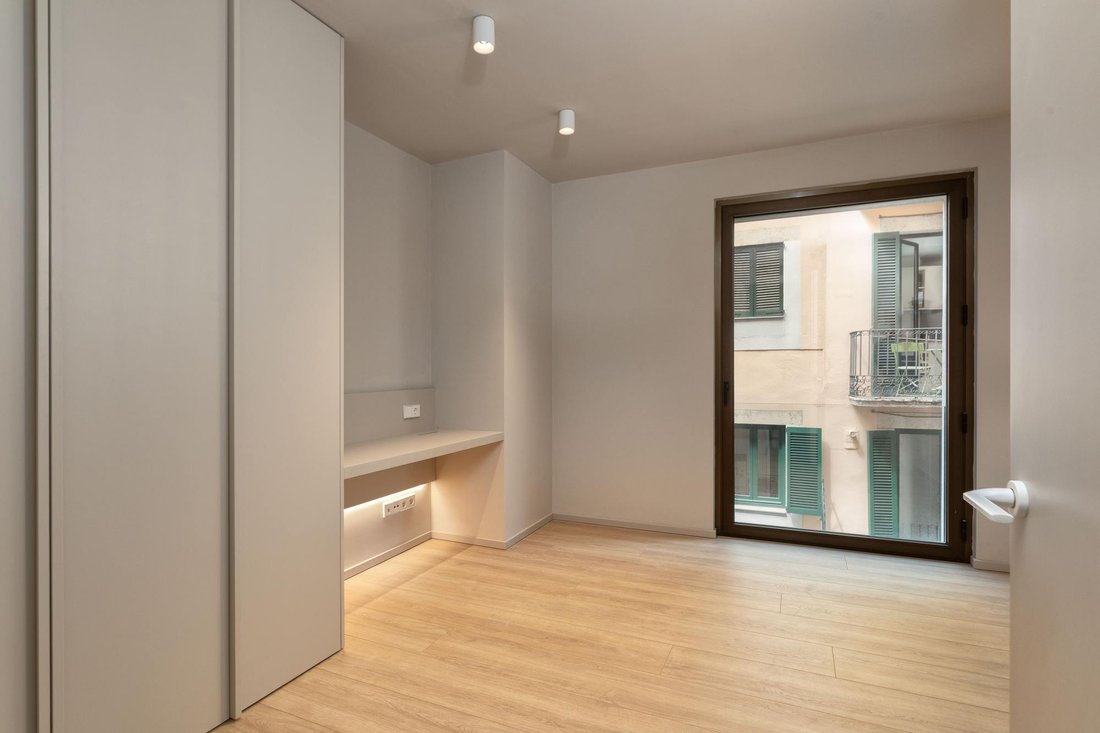 Apartment in Girona, Catalonia, Spain 5 - 16988945