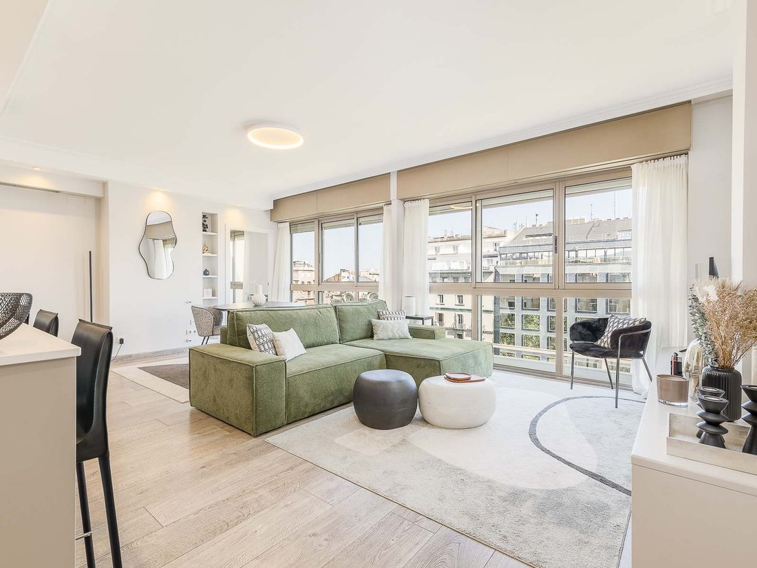 Apartment in Eixample, Barcelona, Spain 2 - 17738795