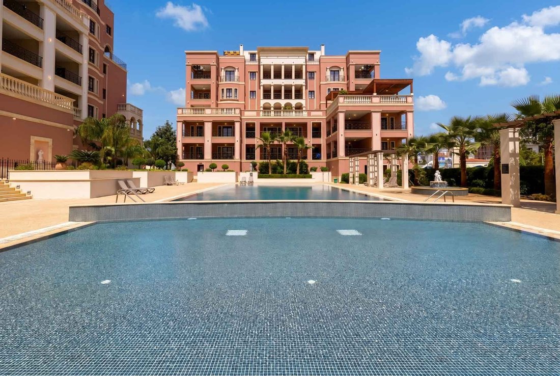 Apartment in Germasogeia, Limassol, Cyprus 1 - 17800466