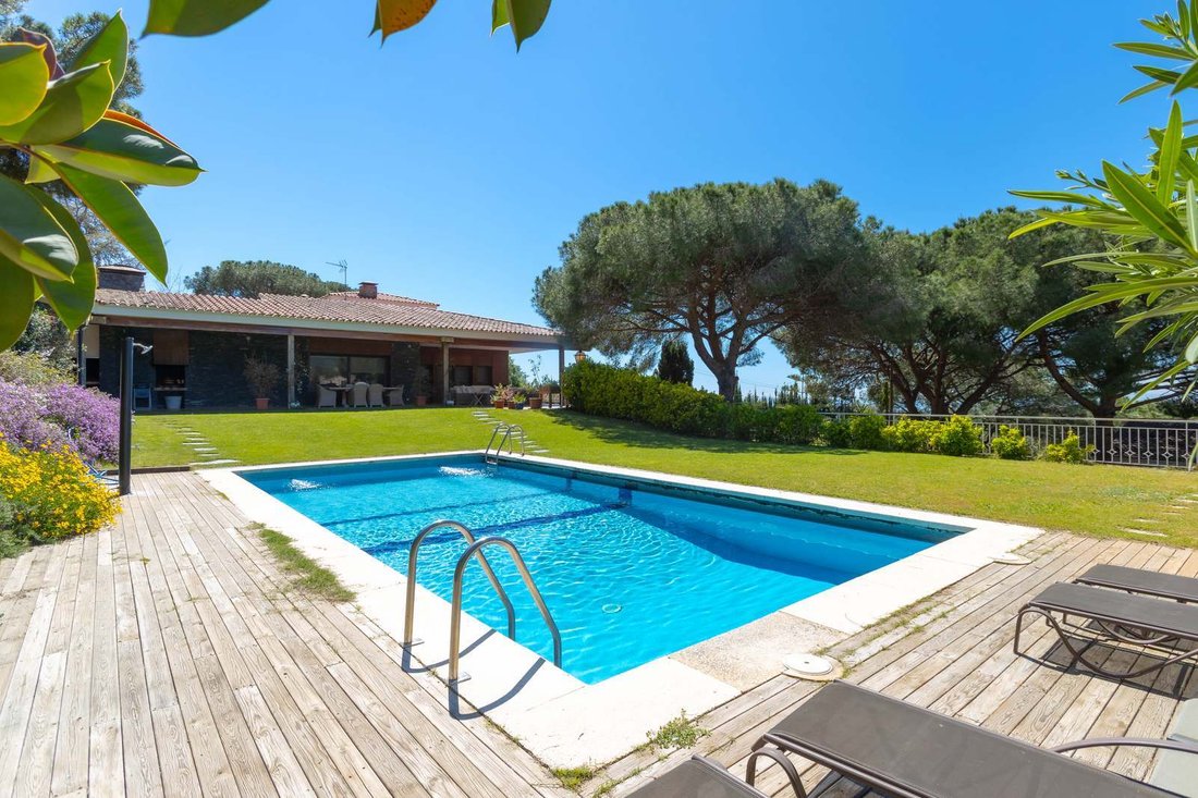 Villa in Cabrils, Catalonia, Spain 3 - 17727948