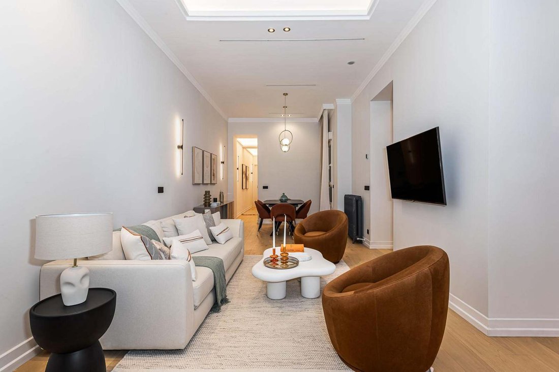 Apartment in Chamberi, Madrid, Spain 2 - 17431704