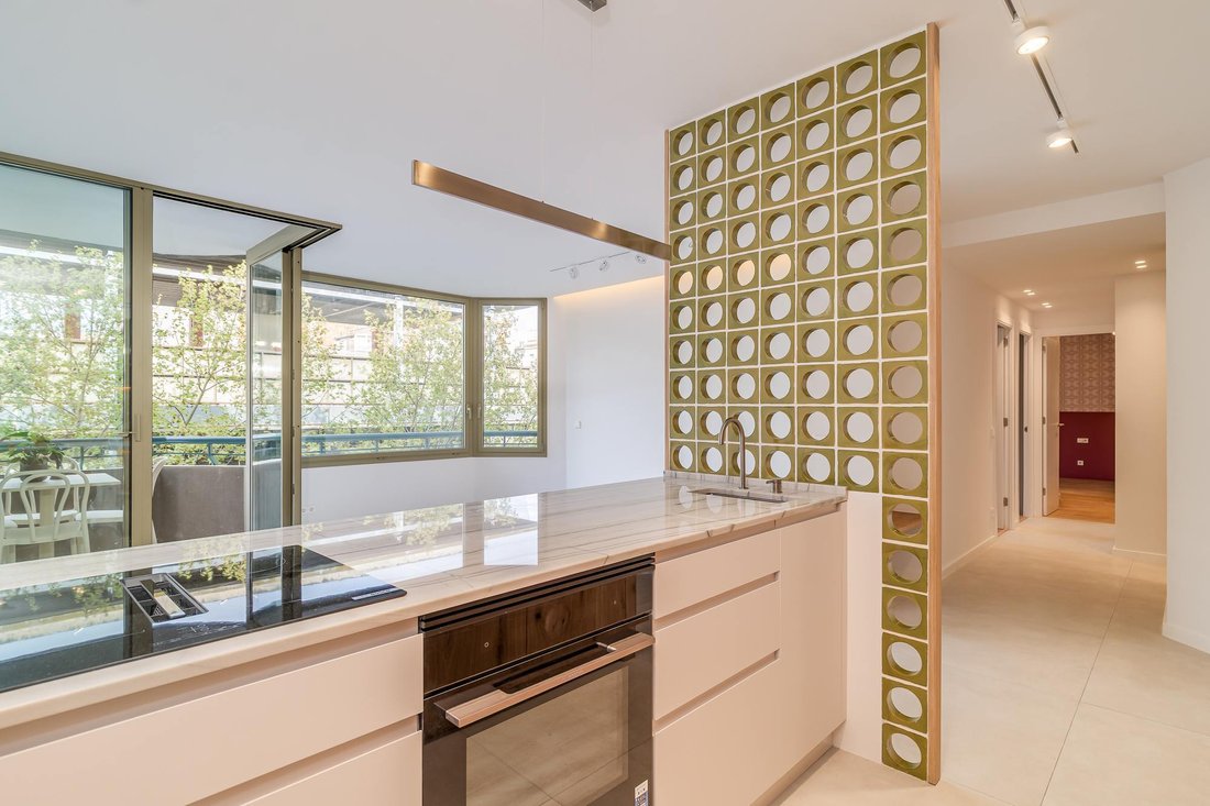 Apartment in Ciutat Vella, Barcelona, Spain 3 - 17595273