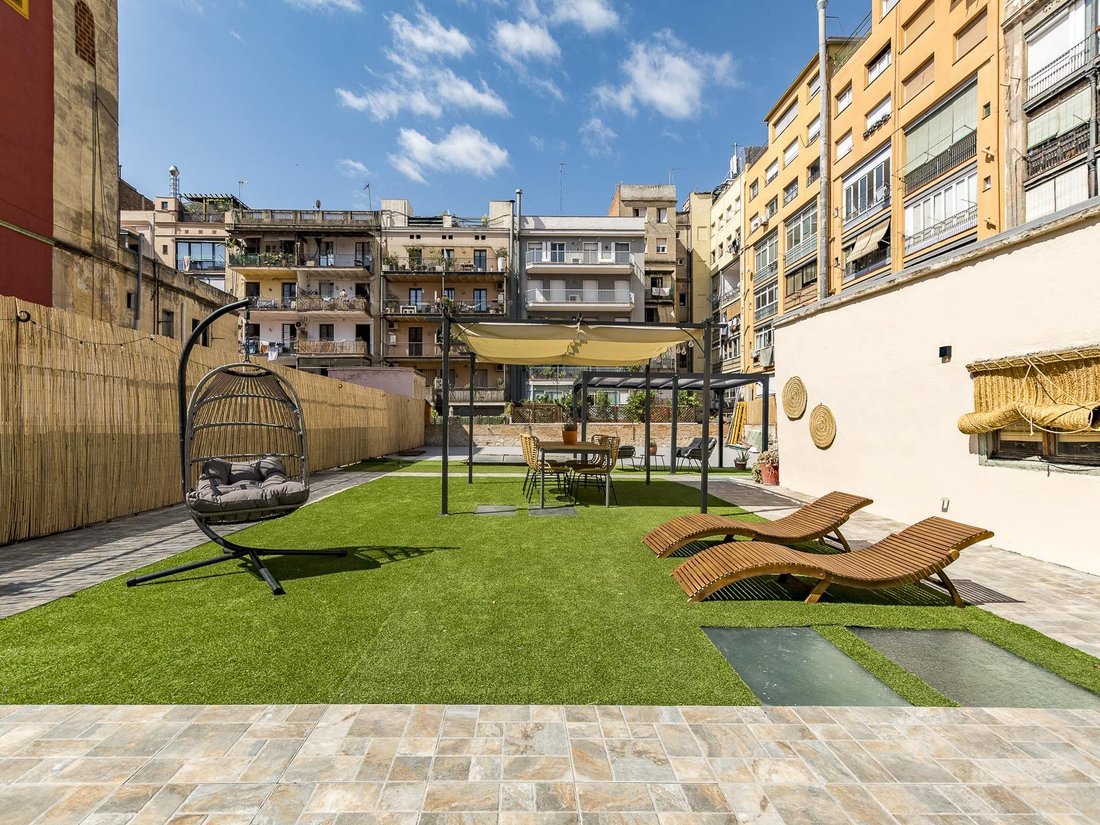 Apartment in Eixample, Barcelona, Spain 2 - 15932273