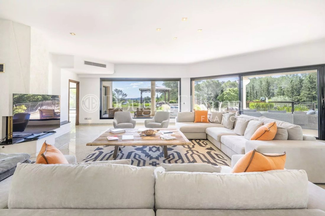 Villa in Mougins, Provence-Alpes-Côte d'Azur, France 5 - 17797383