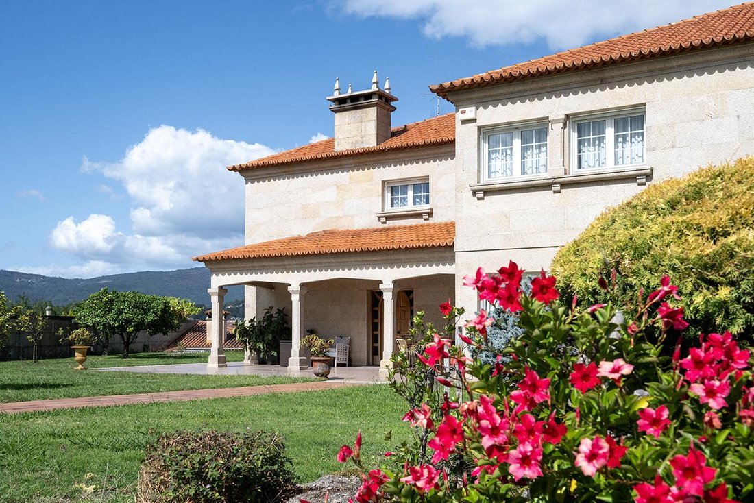 Villa in Salcedo, Pontevedra, Spain 2 - 16987771