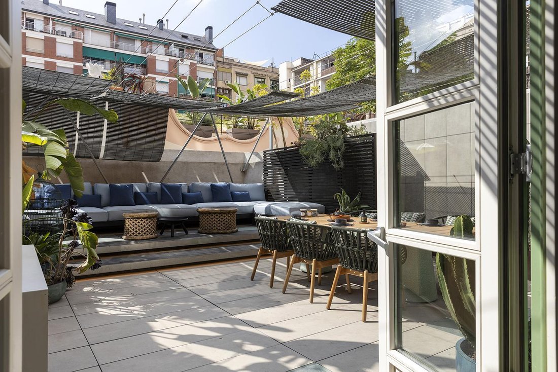 Apartment in Eixample, Barcelona, Spain 2 - 15635325