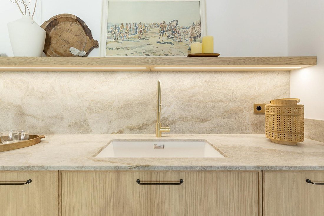 Apartment in Eixample, Barcelona, Spain 4 - 16987734