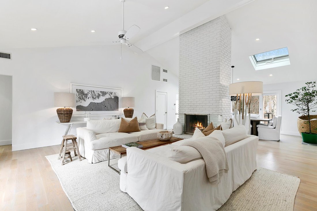 Water Mill, New York, United States 3 - 15879363