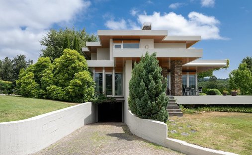 Villa in O Pereiro de Aguiar, Galicia, Spain 1