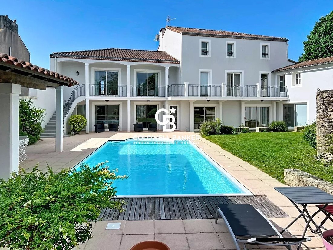 House in Arrondissement of La Roche-sur-Yon, Pays de la Loire, France 1 - 16460799