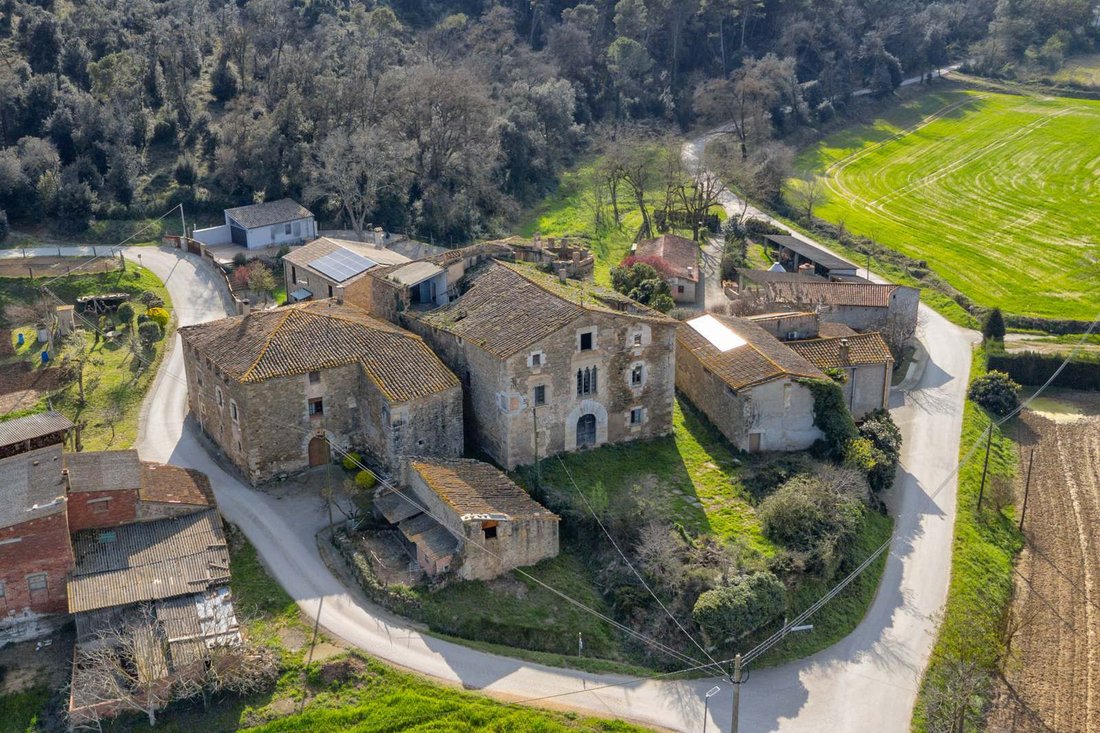 Castle in Camós (District), Camos, Spain 2 - 17722784