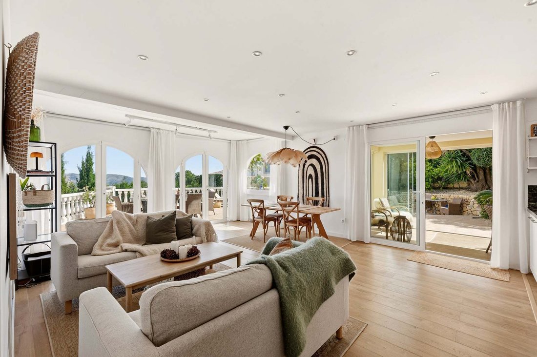 Villa in la Nucia, Valencian Community, Spain 4 - 17683144
