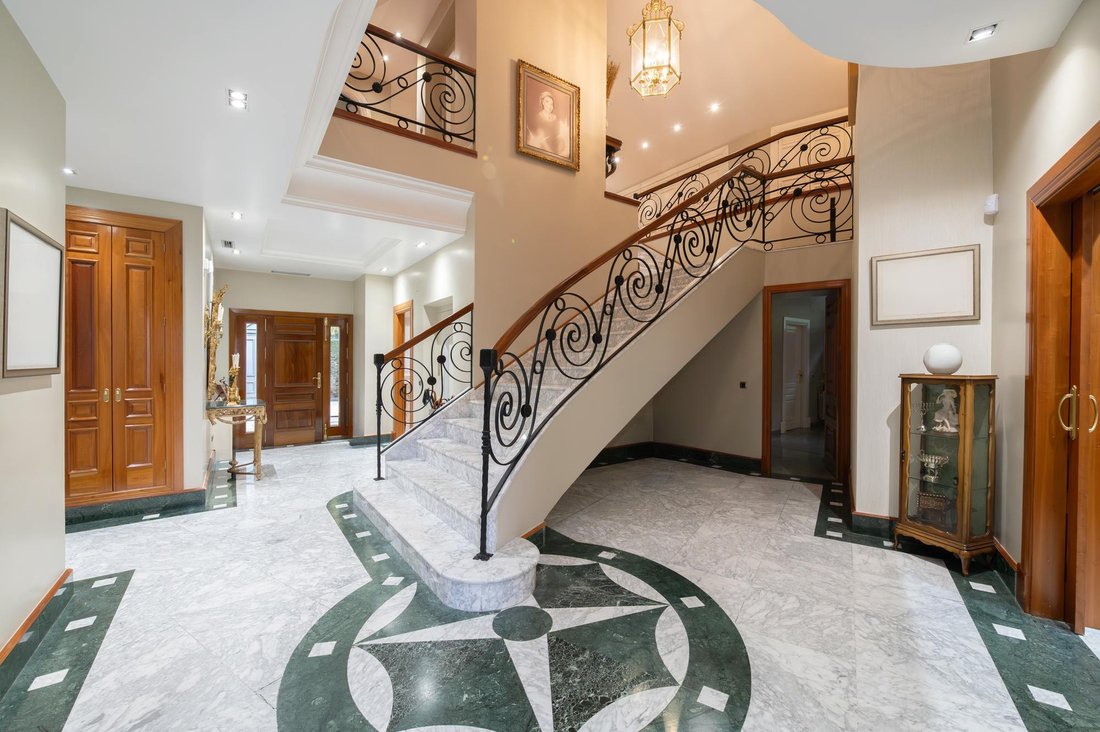 Villa in Hortaleza, Madrid, Spain 3 - 16987624