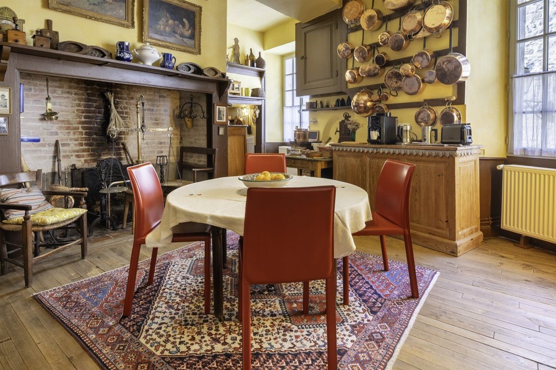 Villa in Beaulieu-sur-Dordogne, Nouvelle-Aquitaine, France 5 - 17796645
