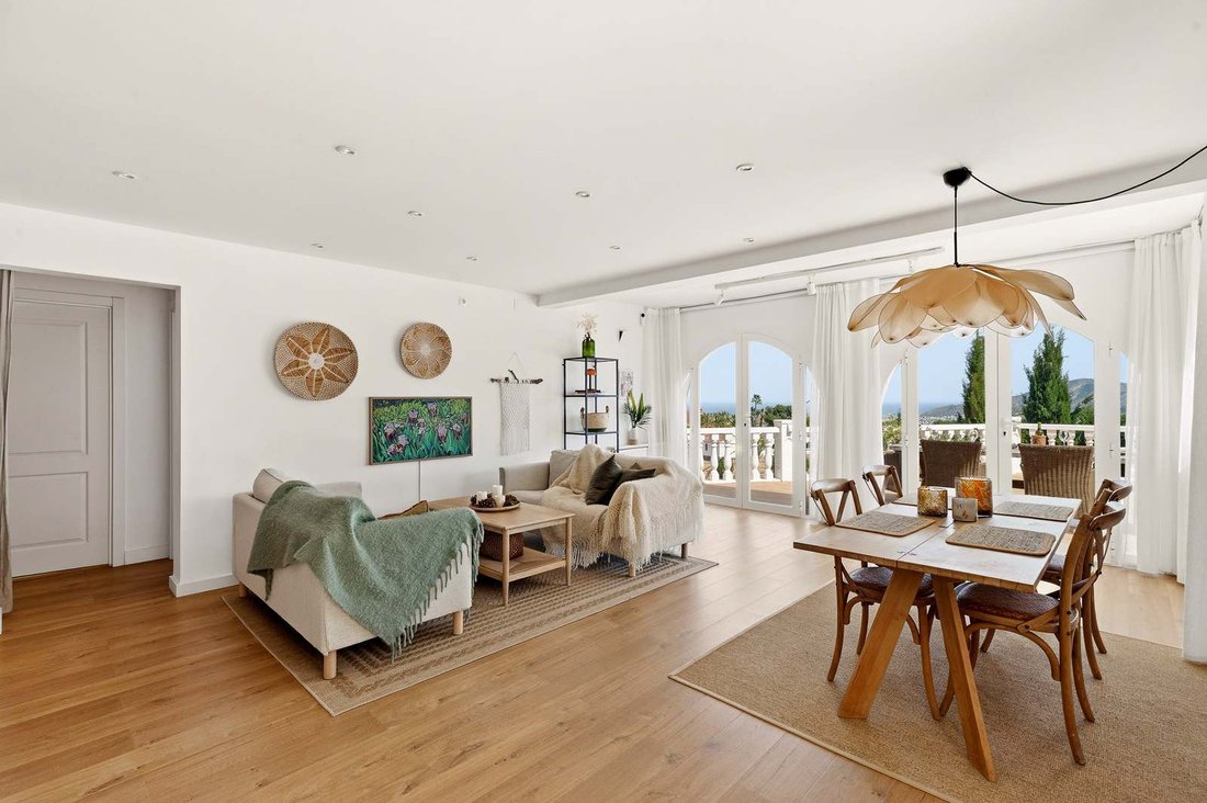 Villa in la Nucia, Valencian Community, Spain 2 - 17683144