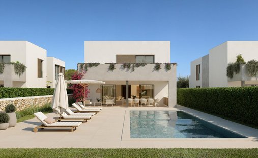 Villa in Alaior, Balearic Islands, Spain 1