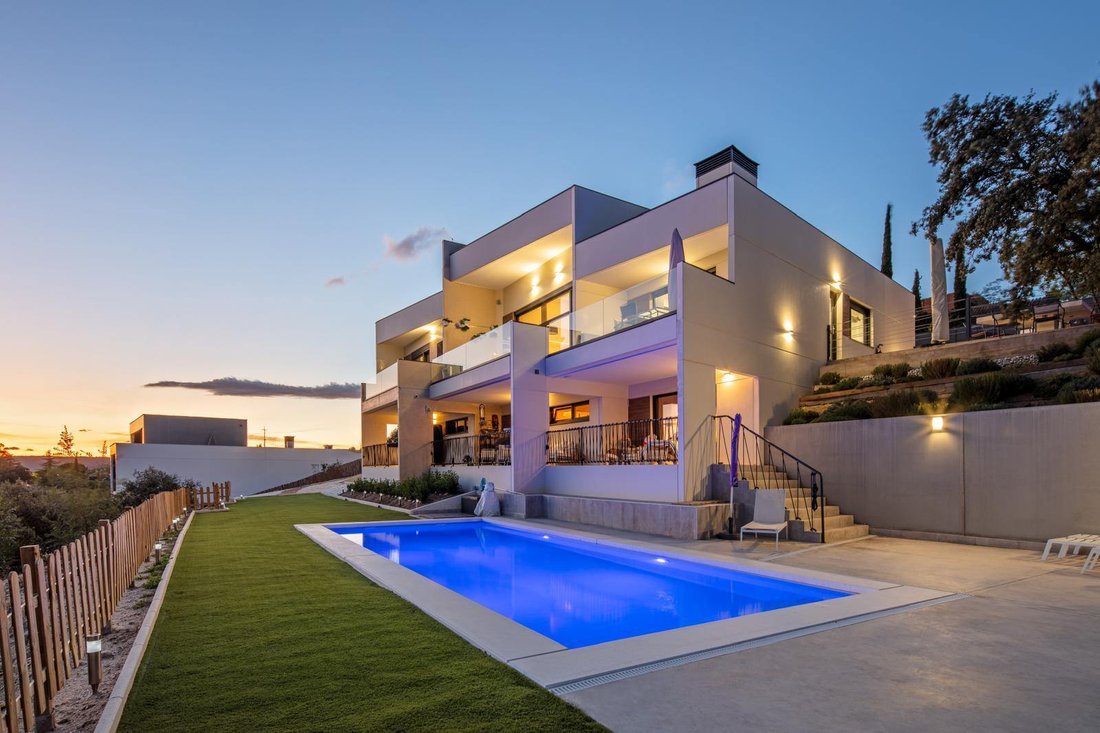 Villa in Las Rozas de Madrid, Comunidad de Madrid, Spain 1 - 17774937