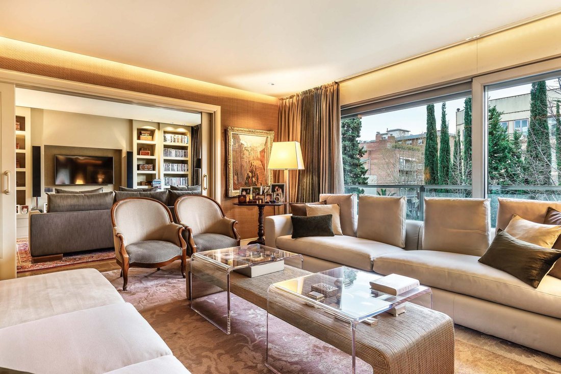 Apartment in Sarrià-Sant Gervasi, Barcelona, Spain 4 - 15400366