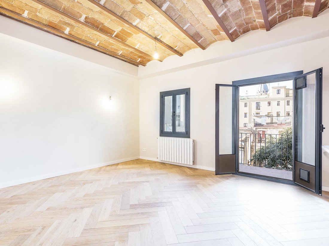 Apartment in Sants-Montjuic, Barcelona, Spain 2 - 15269779