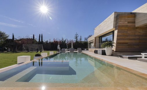 Villa à Pozuelo de Alarcón, Communauté de Madrid, Espagne 1