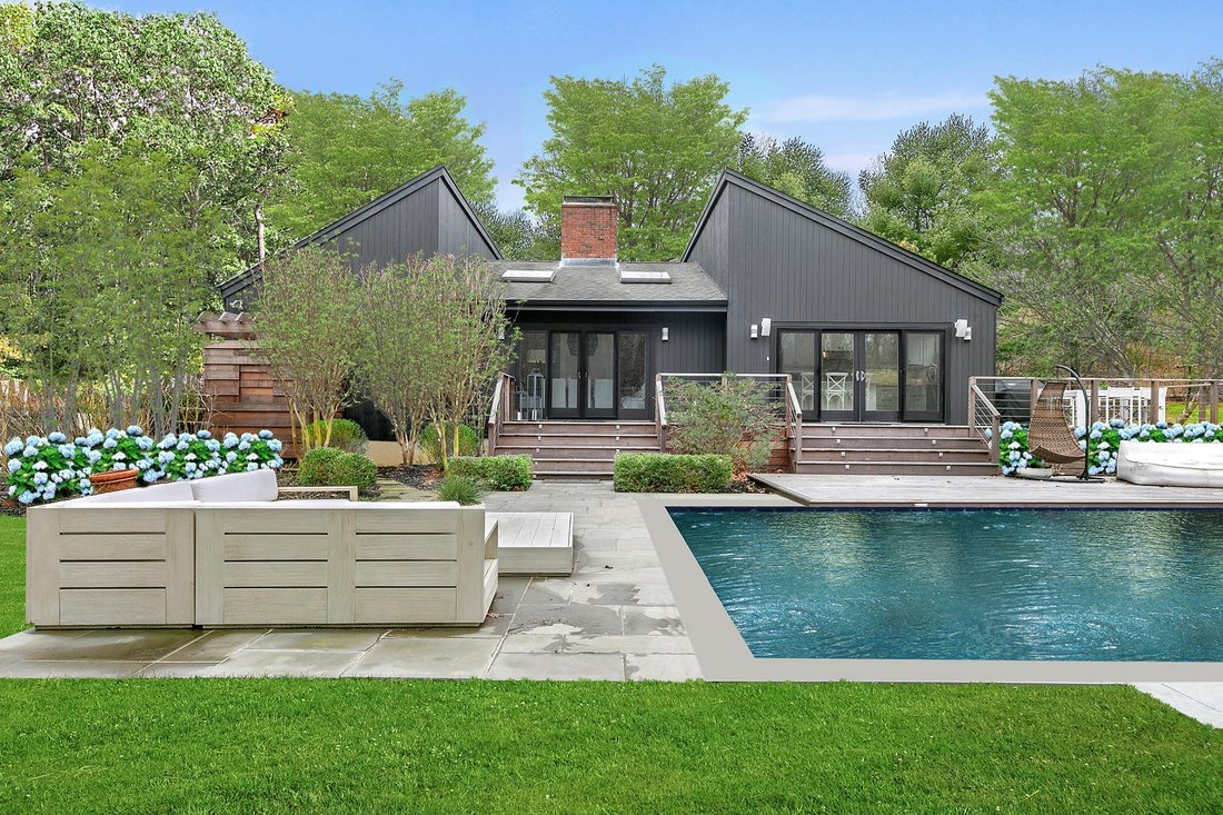Water Mill, New York, United States 1 - 15879363
