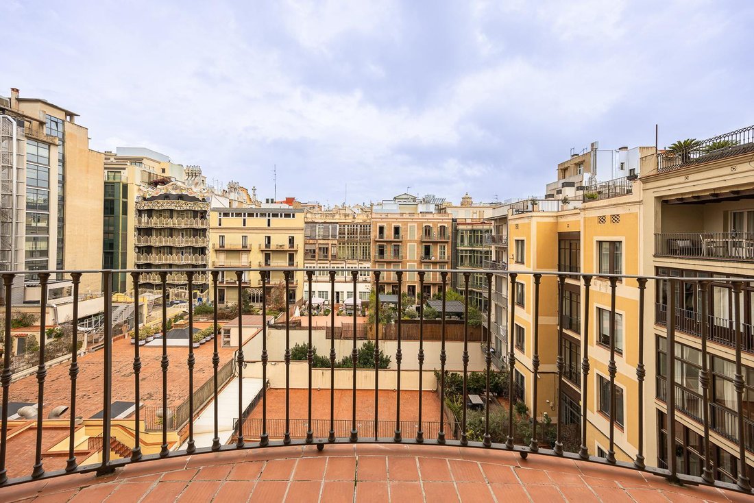 Apartment in Eixample, Barcelona, Spain 5 - 15815952