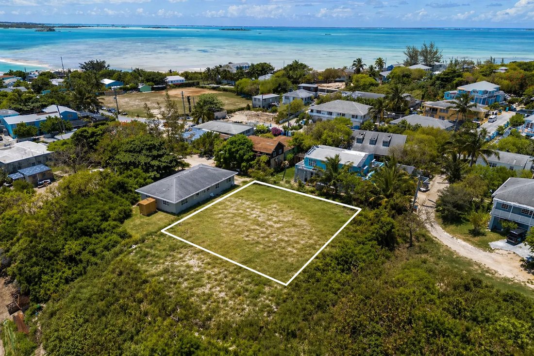 Land in Dunmore Town, Harbour Island, The Bahamas 2 - 16809035