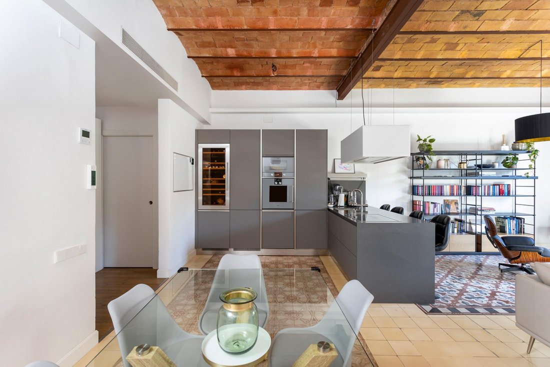 Apartment in Eixample, Barcelona, Spain 3 - 10458679