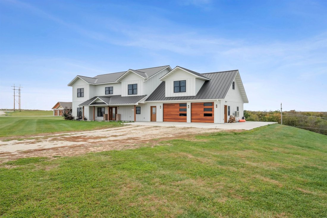 House in Lansing, Iowa, United States 3 - 17793080