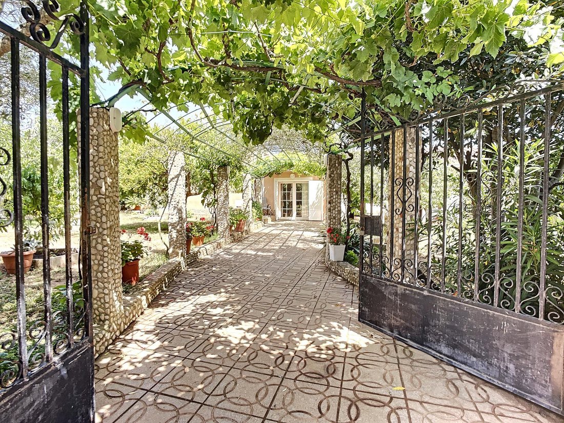 Villa in Maó / Mahón, Balearic Islands, Spain 1 - 16989665
