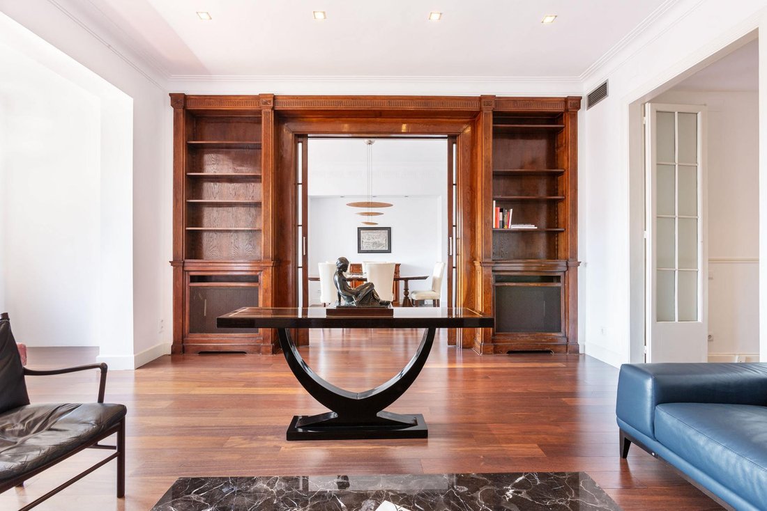 Apartment in Eixample, Barcelona, Spain 2 - 15666703