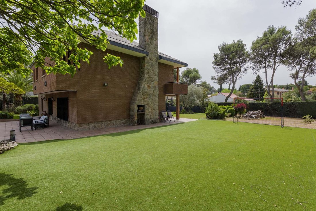 Villa in Boadilla del Monte, Comunidad de Madrid, Spain 4 - 17744571