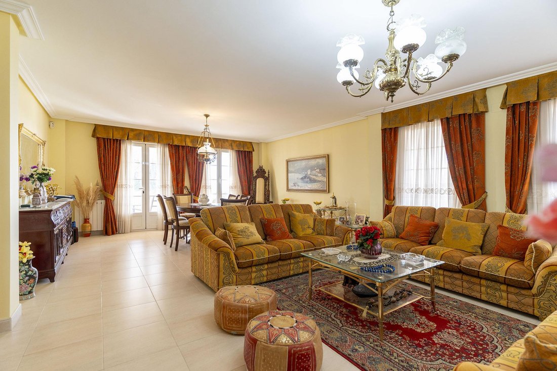 Villa in Benidorm, Valencian Community, Spain 4 - 16988916