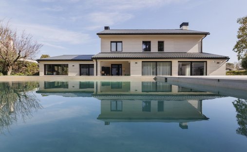 Villa in Pozuelo de Alarcon, Comunidad de Madrid, Spain 1