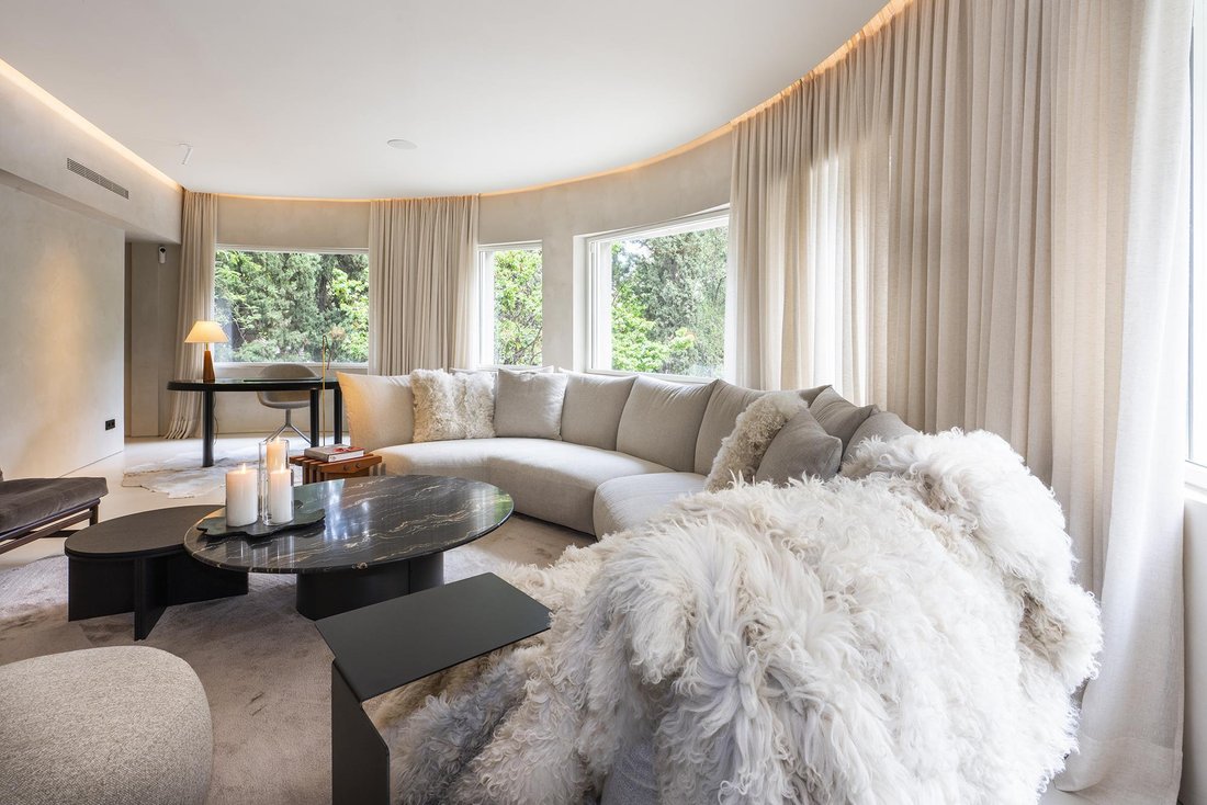 Apartment in Sarrià-Sant Gervasi, Barcelona, Spain 2 - 16905107