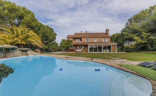 Villa in Boadilla del Monte, Comunidad de Madrid, Spain 1