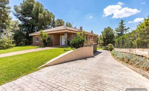 House in Sabadell, Catalonia, Spain 1