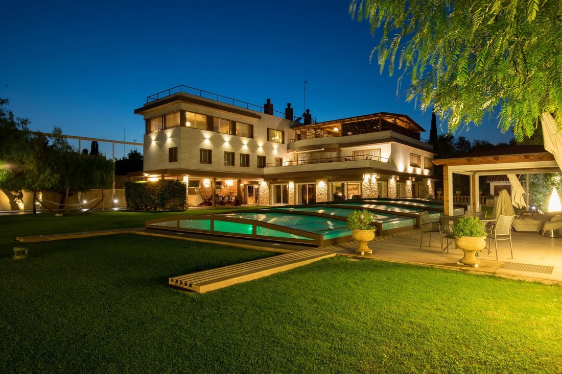 Villa in Sitges, Catalonia, Spain 2 - 17703436
