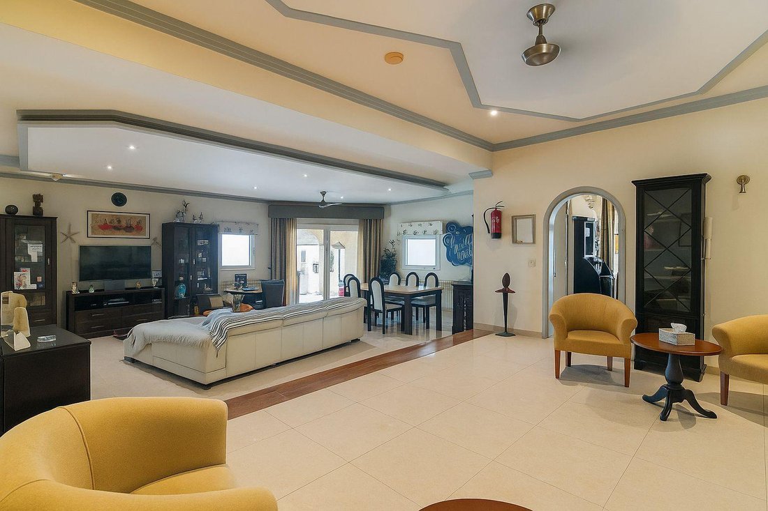 Villa in Calp / Calpe, Valencian Community, Spain 4 - 16987936